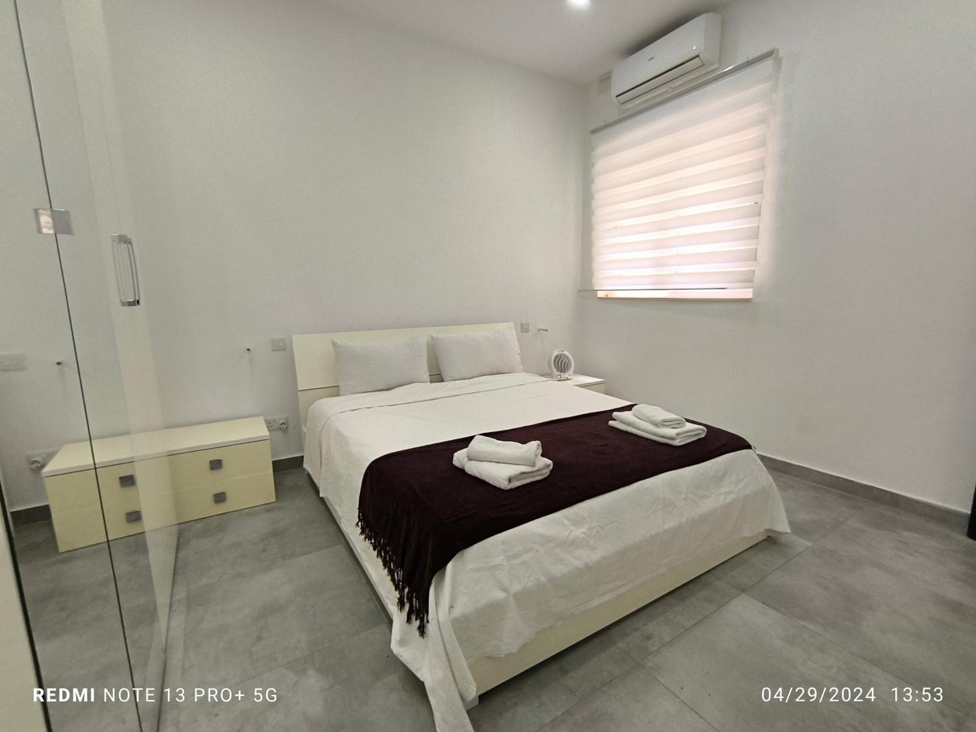 One Bedroom Tea Apartment Il-Gzira מראה חיצוני תמונה