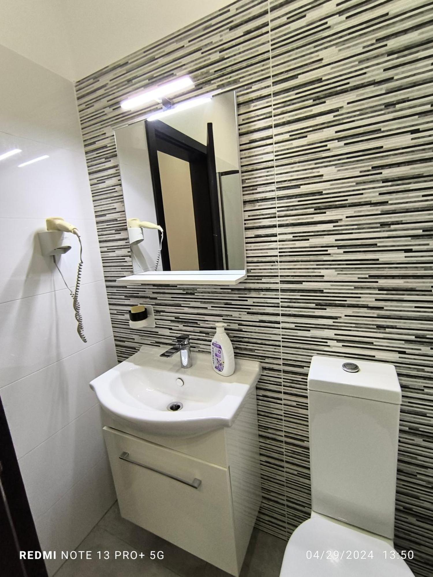 One Bedroom Tea Apartment Il-Gzira מראה חיצוני תמונה