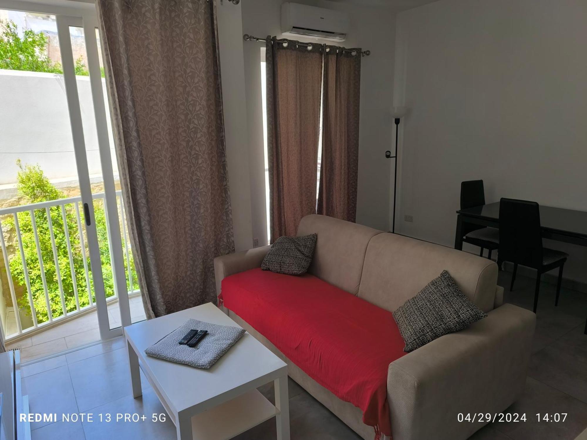 One Bedroom Tea Apartment Il-Gzira מראה חיצוני תמונה
