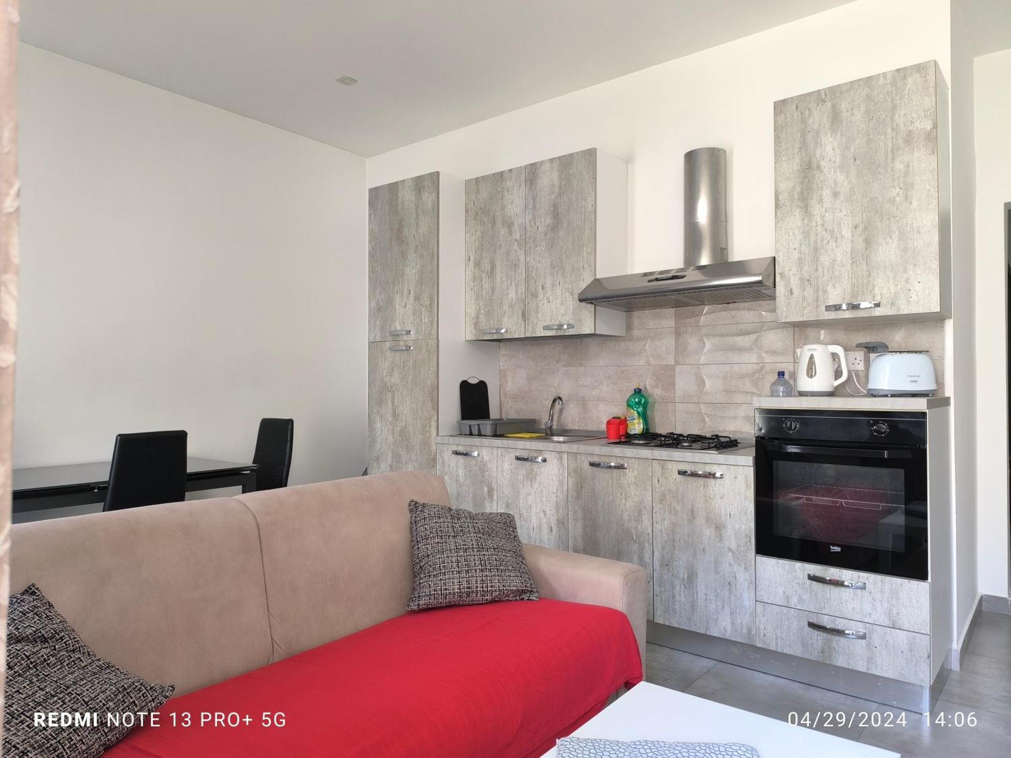 One Bedroom Tea Apartment Il-Gzira מראה חיצוני תמונה