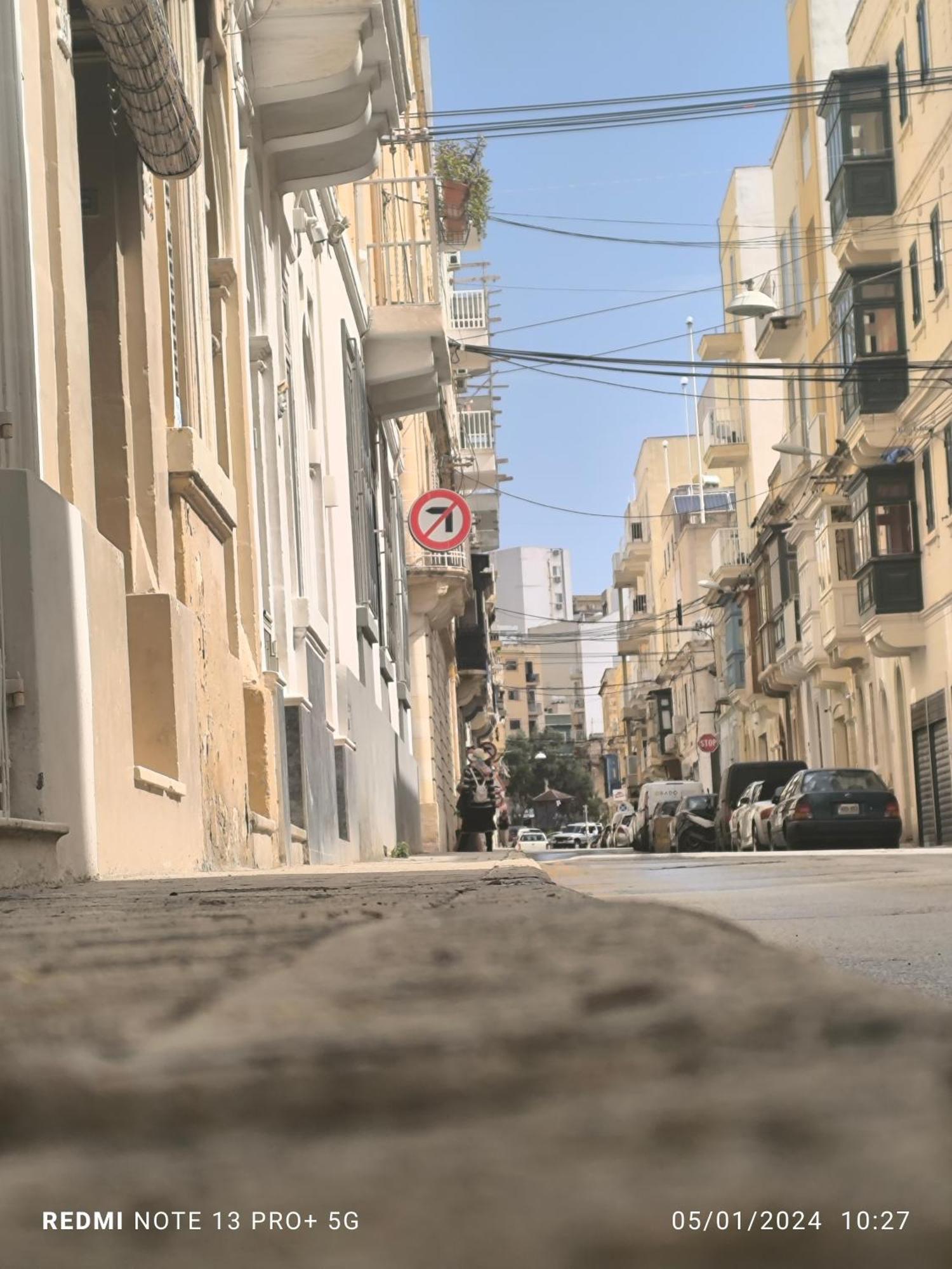 One Bedroom Tea Apartment Il-Gzira מראה חיצוני תמונה