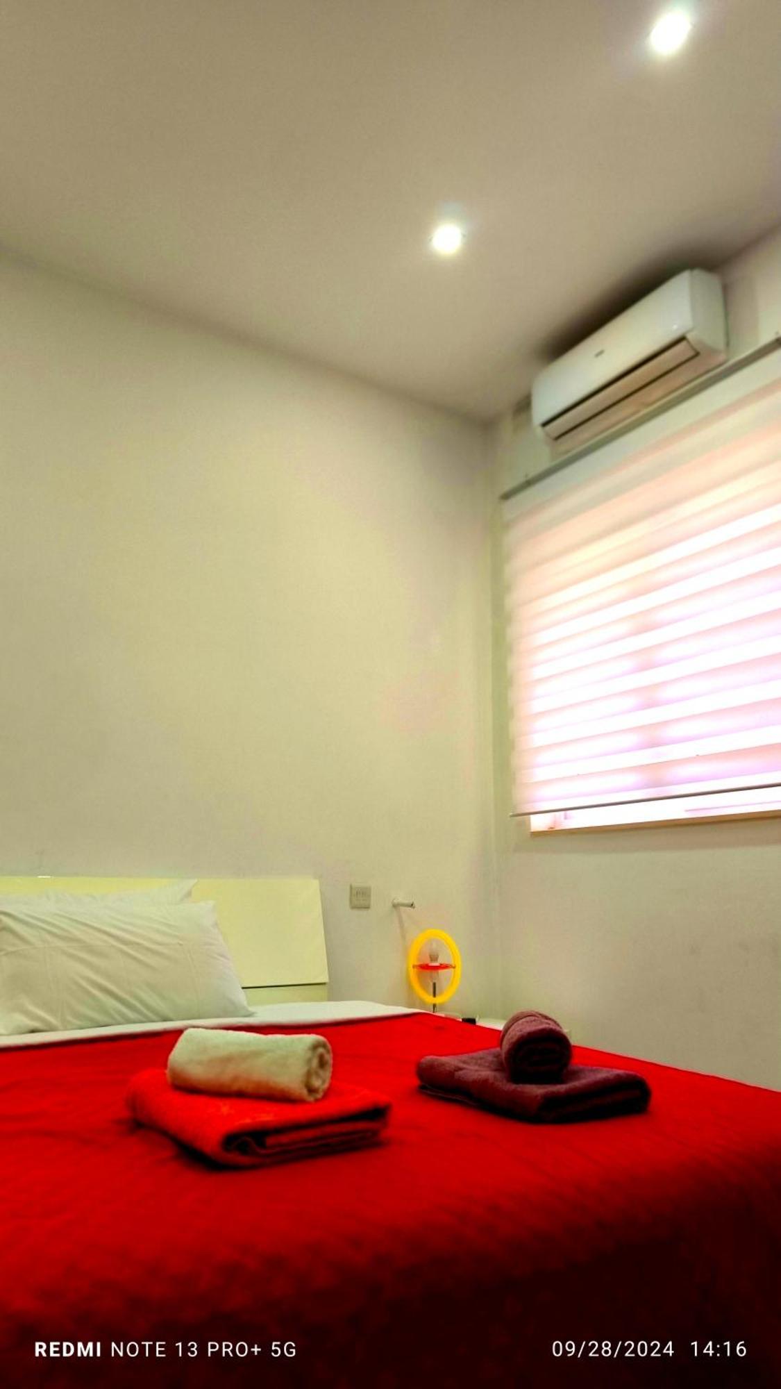 One Bedroom Tea Apartment Il-Gzira מראה חיצוני תמונה